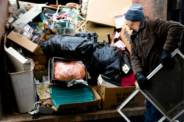 Best Basement Cleanout Services  in South Farmingdale, NY